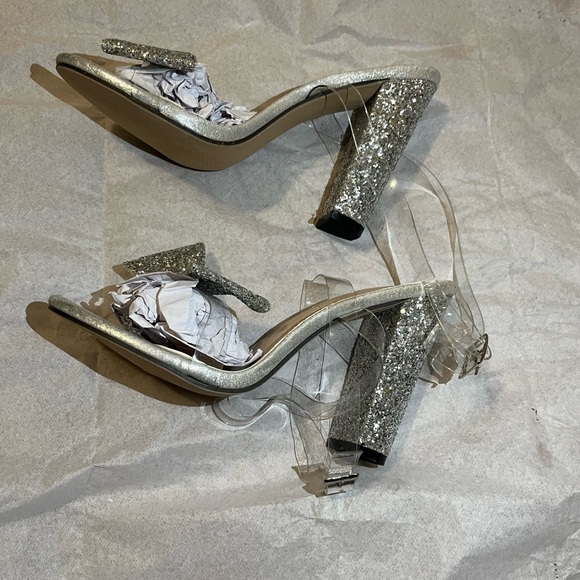 Silver Chunky Heels- Ankle Strap with glitter bow - Picture 3 of 7